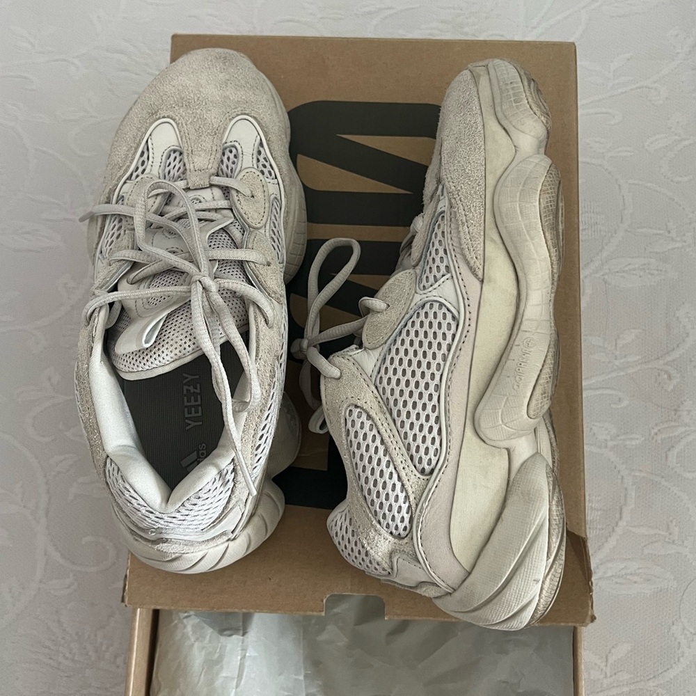 😎Yeezy 500 Blush😎 women’s 7.5